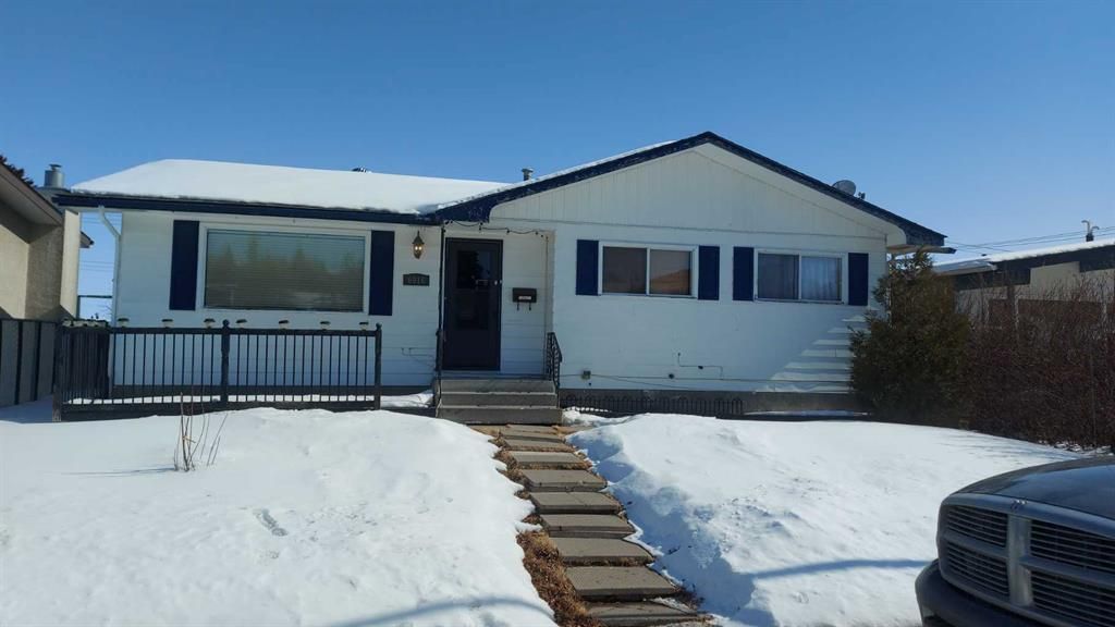 I have sold a property at 6916 5 STREET NW in Calgary
